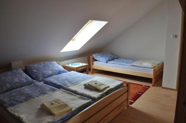Hostinec Vo Visnovom Stará Turá Chambre photo