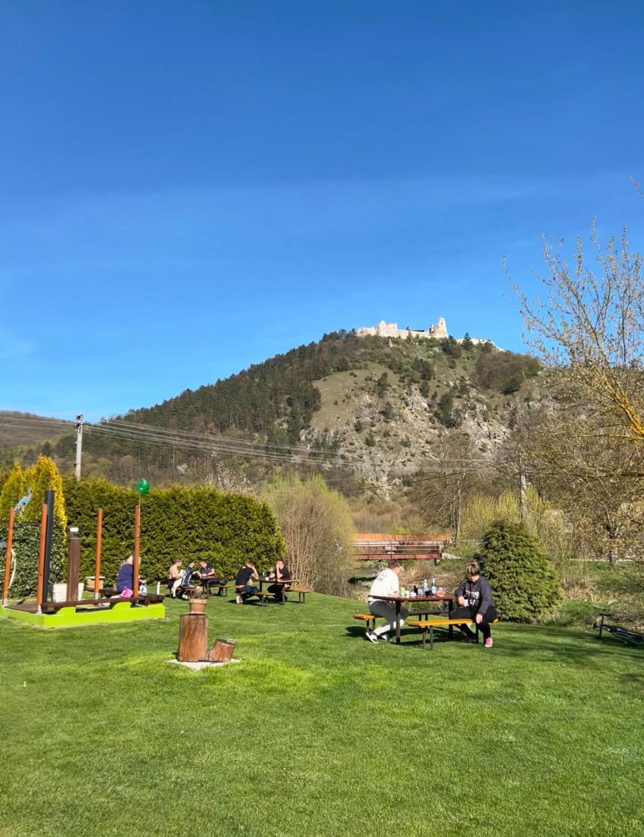 Hostinec Vo Visnovom Stará Turá Extérieur photo