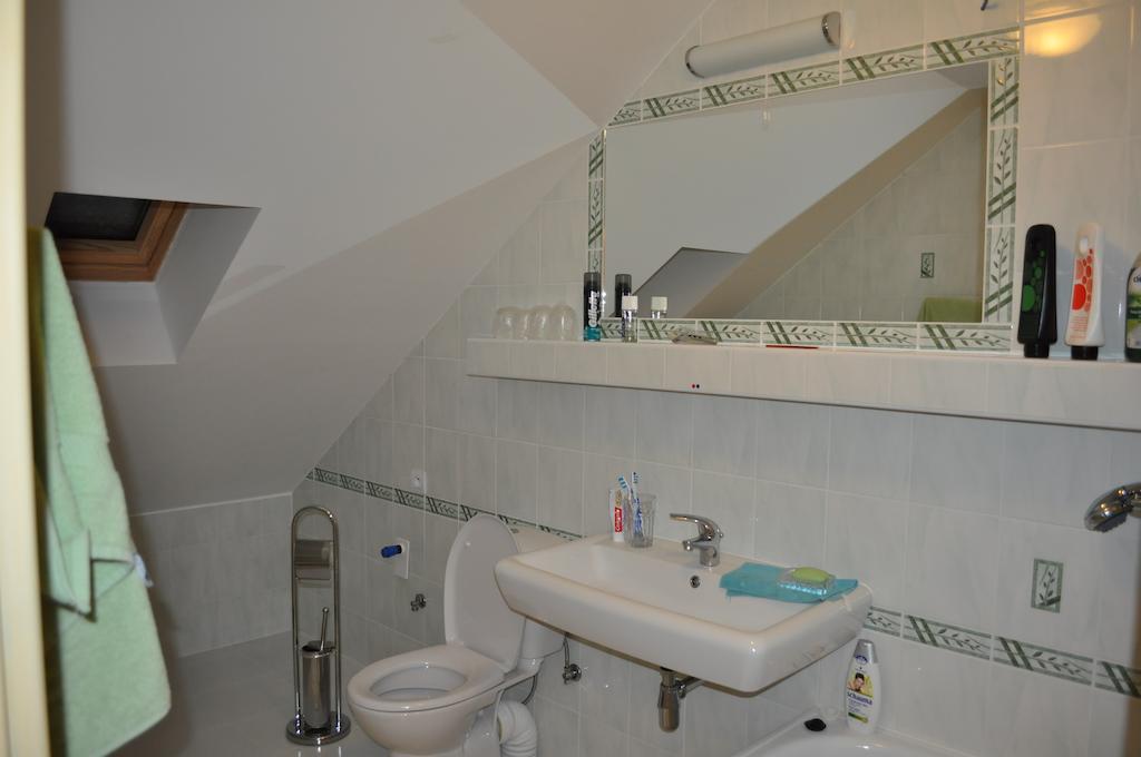 Hostinec Vo Visnovom Stará Turá Chambre photo